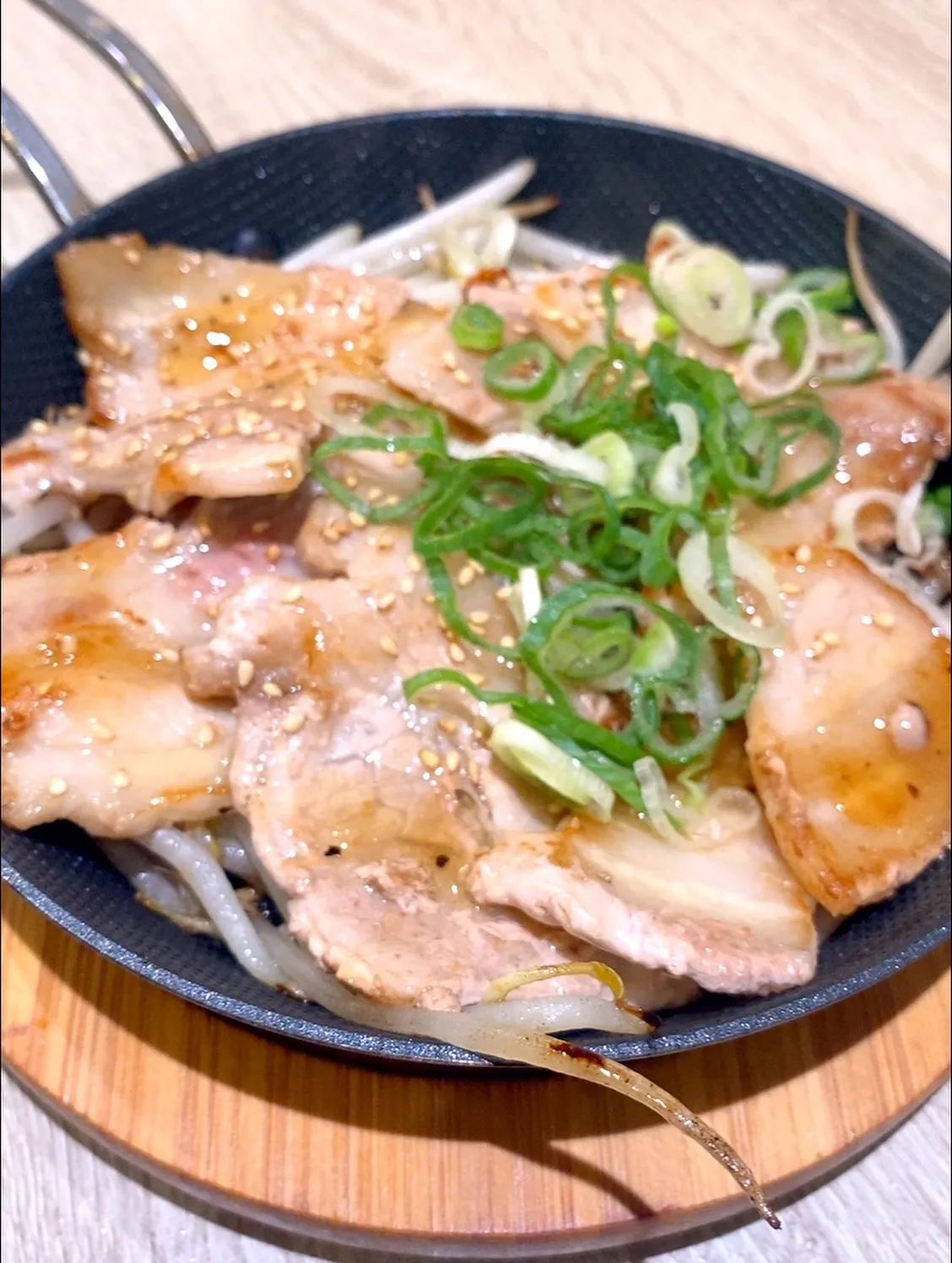 鉄板で熱々❤️