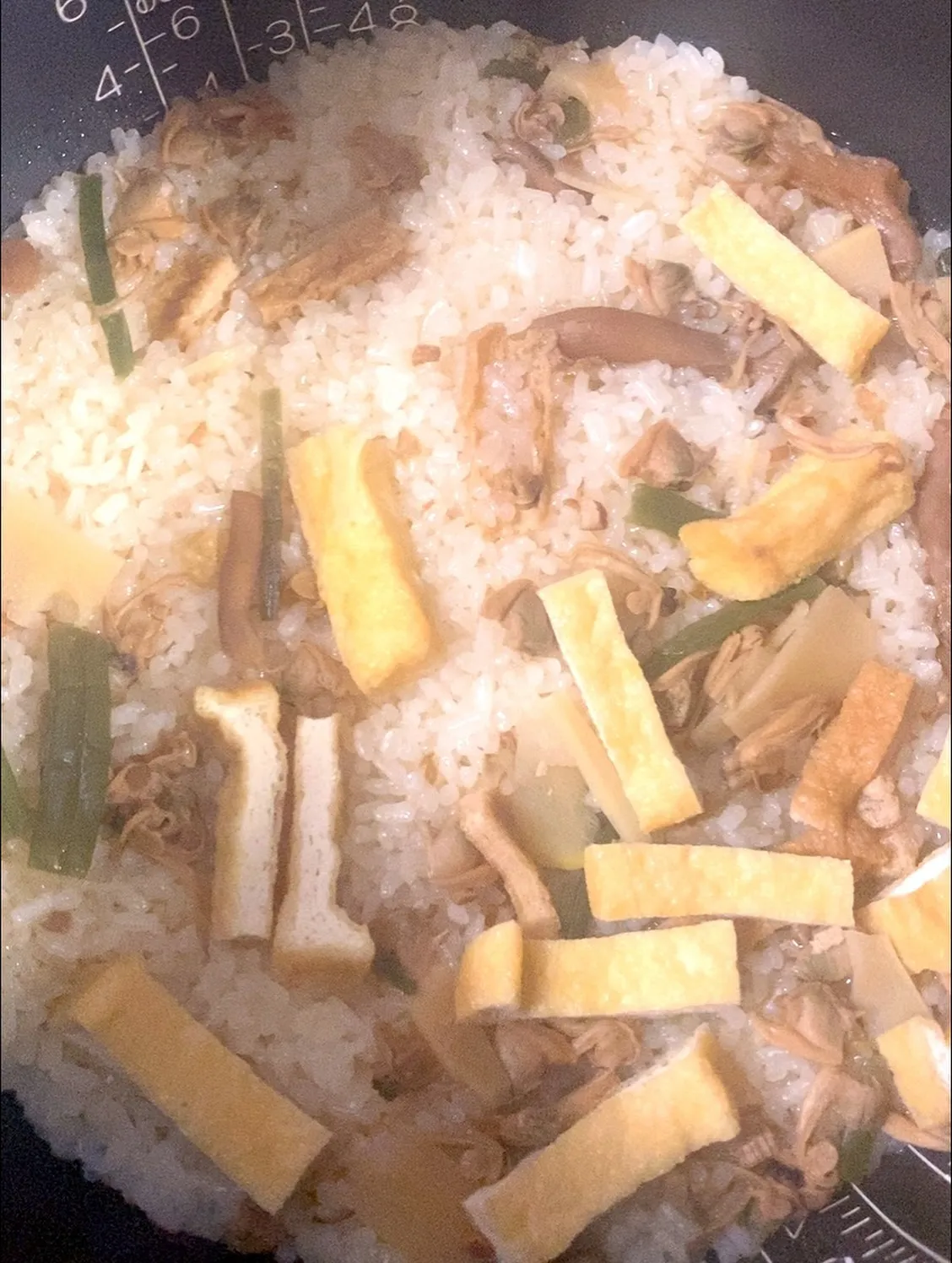 今日は、アサリといくらだよ😆✨✨✨