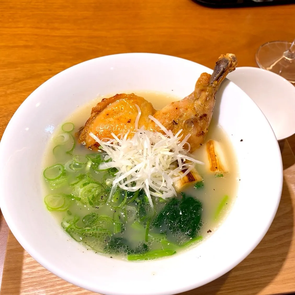 今日は、休暇を取りまして好きな人と旦那と兄と4人で弟が働くお...