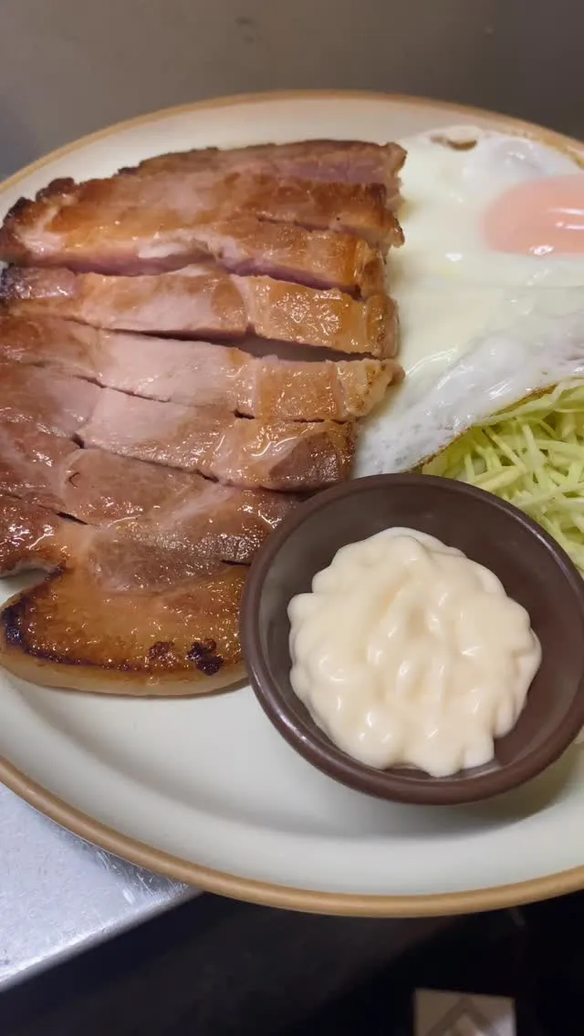 元ラーメン屋が作るチャーシューエッグ